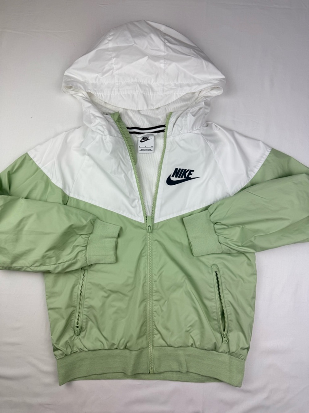 Nike Kids White & Mint Green Colorblock Hooded Windbreaker